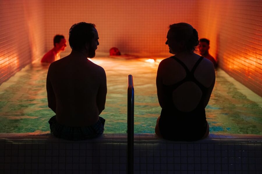 Tromsø: Spa/Pool with Bath, Sauna and Outdoor Heated Pool - Price and value: check direct payment first