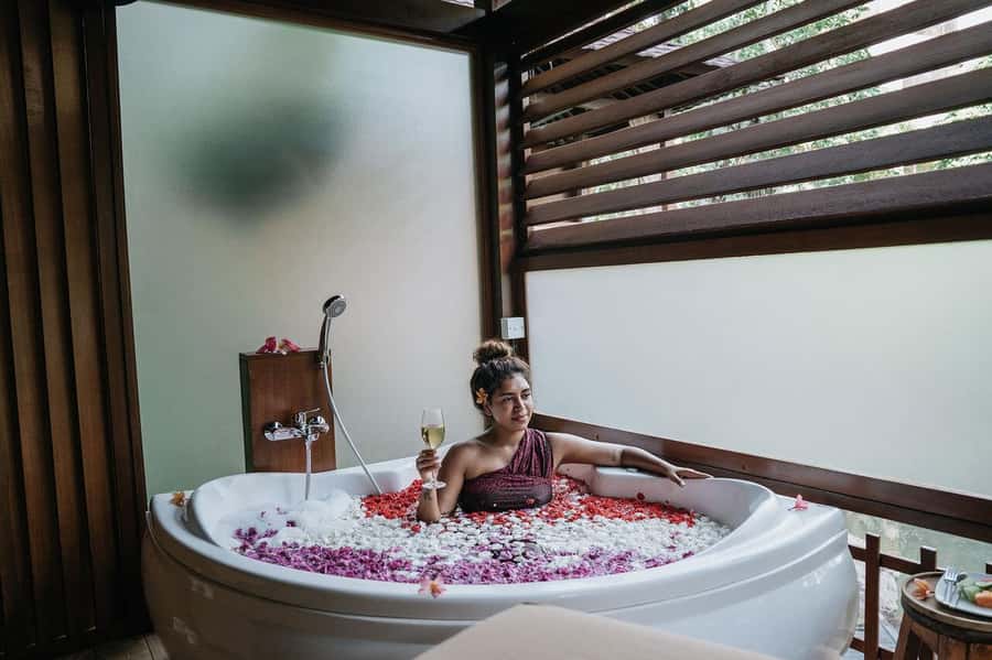 Ubud: Riverfront Massage & Flower Bath at Ayusha Wellness - Key points at a glance