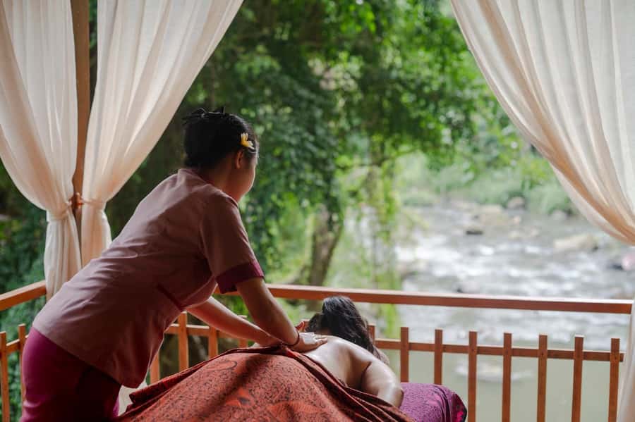 Ubud: Riverfront Massage & Flower Bath at Ayusha Wellness - What happens from arrival to bath