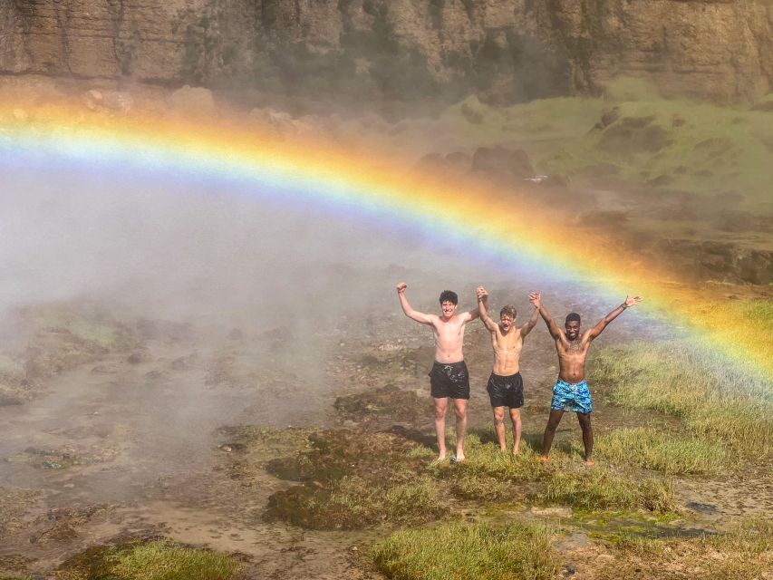 Valencia: Waterfalls and Thermal Springs Tour with Swimming - Mijares River canyons and the Montanejos dam