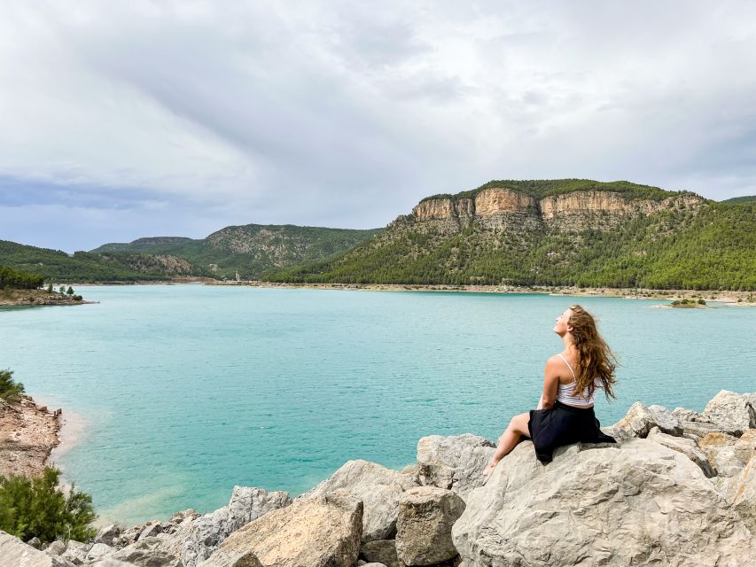 Valencia: Waterfalls and Thermal Springs Tour with Swimming - Bridal Veil waterfall and the first taste of wild scenery