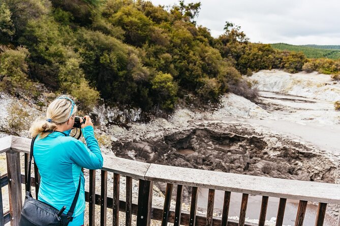 Wai-O-Tapu Thermal Wonderland, Rotorua, New Zealand - Champagne Pool and the best photo stops