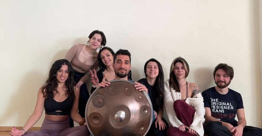 "Yoga Harmony: Embracing Wellness in the Heart of Athens" - What happens during the 90-minute class