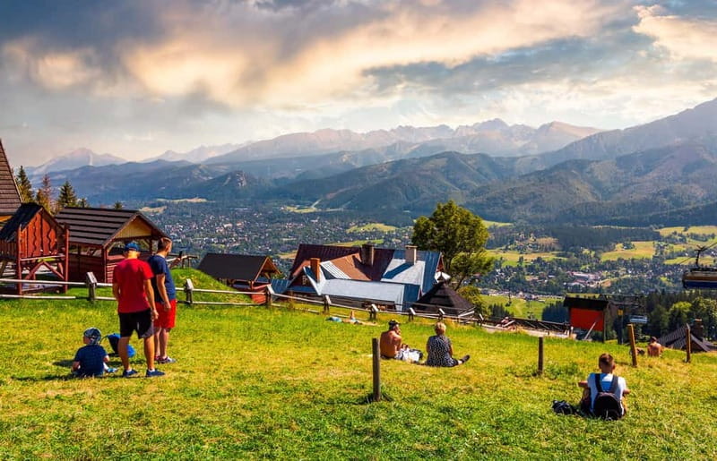 Zakopane Tour with Thermal Baths – Day Trip from Krakow - Chochołów and the Craft of Highlander Food